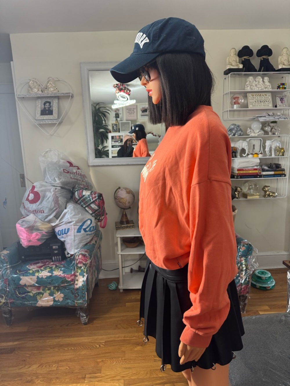 Levi's Coral Cropped Logo Sweatshirt - Picture 2 of 3